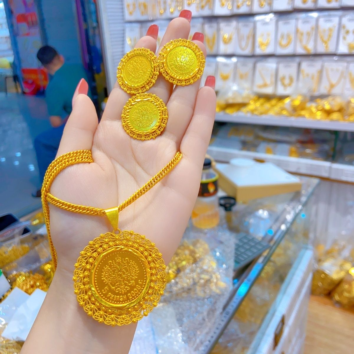 Women Accessories Dubai - Neue 24 Karat vergoldete Dubai Schmuck