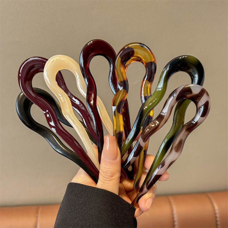 Young Women'S Accessories - Elegante U-förmige Acryl-Haarspange für Frauen, Haarspange