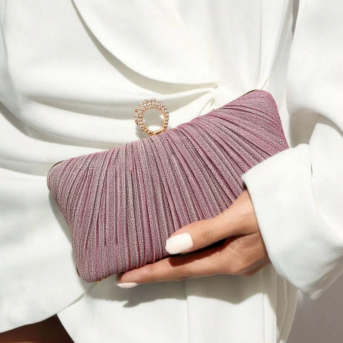 Wallet Chain Bag - Abendtaschen zum Valentinstag, Fingerring, Diamanten, Clutch,