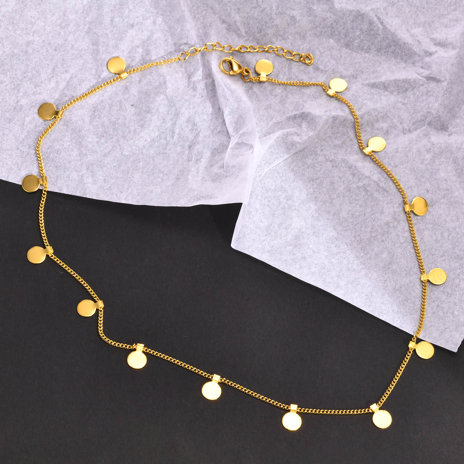 Coin Necklace Delicate - Zarte kleine Scheibenhalskette mit mehreren Münzen