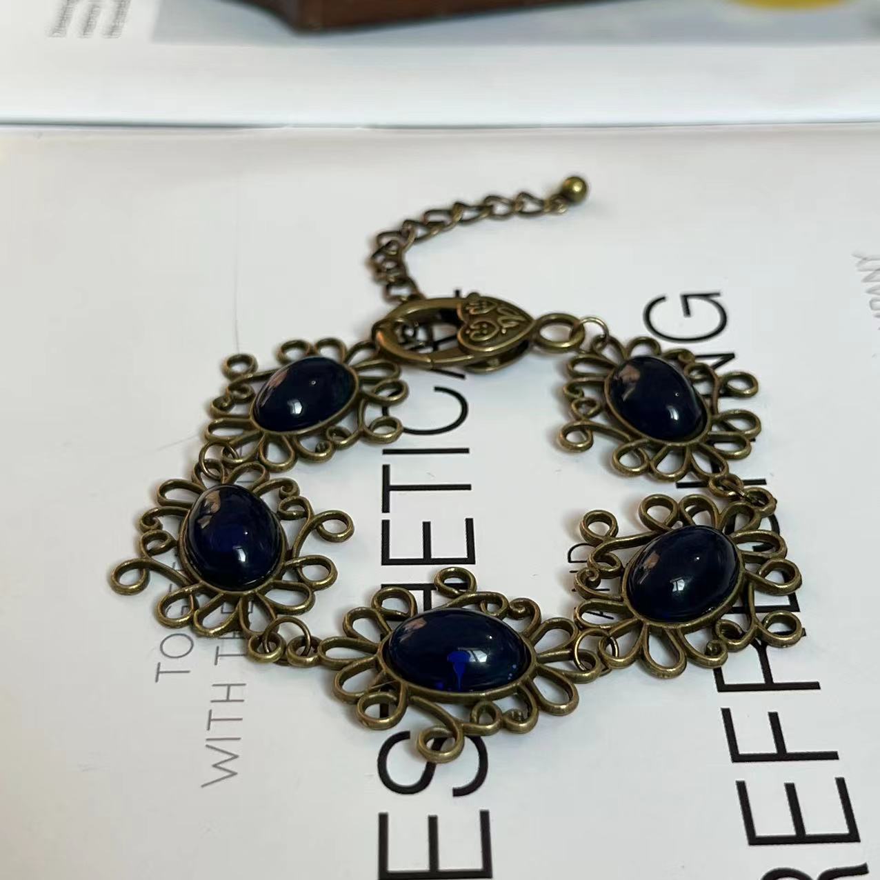 Historische Königin Anne Boley – Women Accessories Earrings Bewertung und Preis